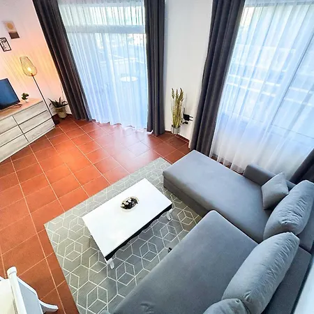 Sunset Mirage Retreat B76 Golem (Tirana)